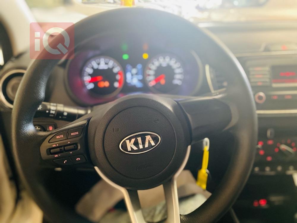 Kia Pegas